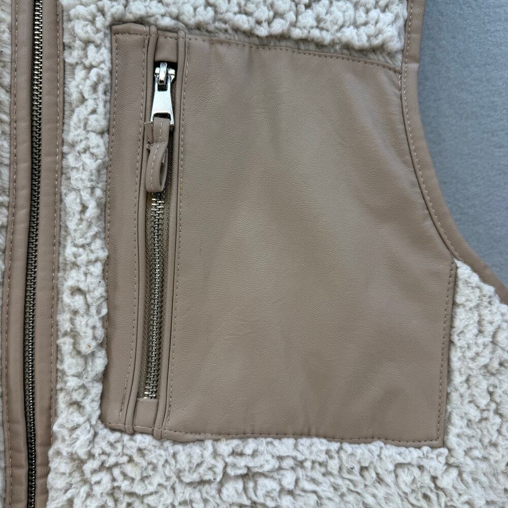 Abercrombie & Fitch Sherpa Vest Women's M Soft A&F Collection Tan Beige Cozy NWT - Picture 7 of 12